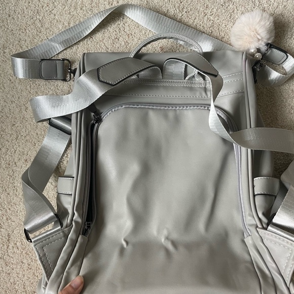 Brand New Amazon Backpack - Picture 2 of 3